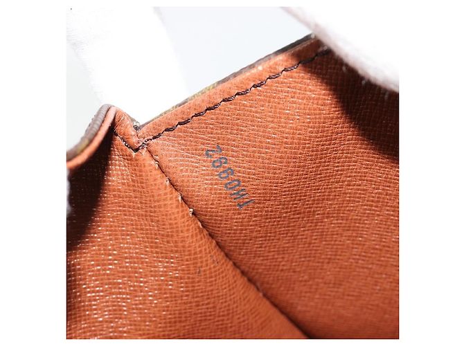 LOUIS VUITTON Monogram Saint Cloud GM Schultertasche M51242 LV Auth 182650 Monogramm - Ansicht 12