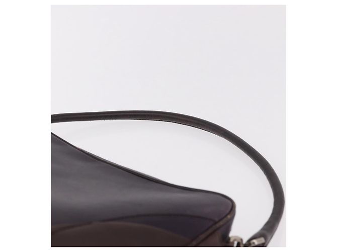 Bolso de Hombro PRADA de Cuero Azul Marino y Plata Auth 184434 - vista 14
