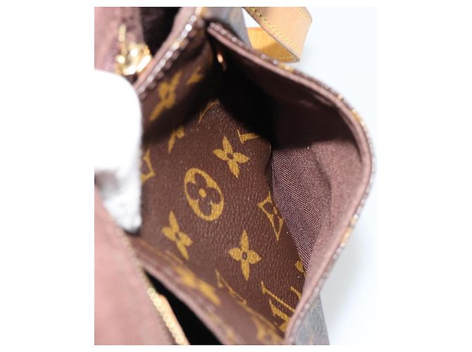 LOUIS VUITTON Borsa a Spalla Monogram Menilmontant PM M40474 LV Auth 183182 Monogramma - vista 25