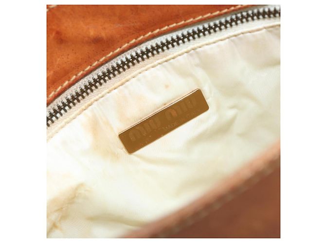 Bolsa de mão Miu Miu em couro marrom Auth 182176 - vista 10