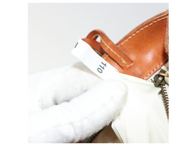 Bolsa de mão Miu Miu em couro marrom Auth 182176 - vista 12