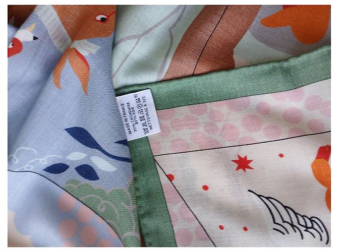 Hermès Sciarpa 140 Le Livre d'Esope Seta e Cashmere Marrone Rosa Bianco Multicolore Beige Verde - vista 11