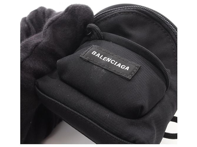 Balenciaga Micro Backpack Charm in Schwarz - Ansicht 6
