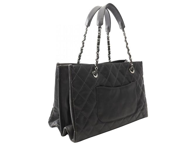 Borsa Tote Chanel Matelassé in pelle nera Nero - vista 2