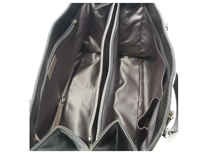 Borsa Tote Chanel Matelassé in pelle nera Nero - vista 3