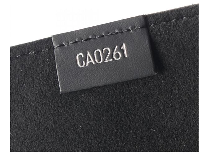 Borsa Louis Vuitton Petite Sac Plat Nero - vista 5