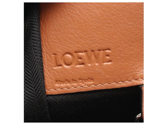 Borsa a mano in pelle Loewe Hammock Small 2-Way Marrone - vista 4