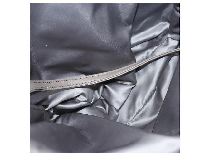 Chanel Padded Envelope Flap Quilted Aged Calfskin Bianco - vista 5