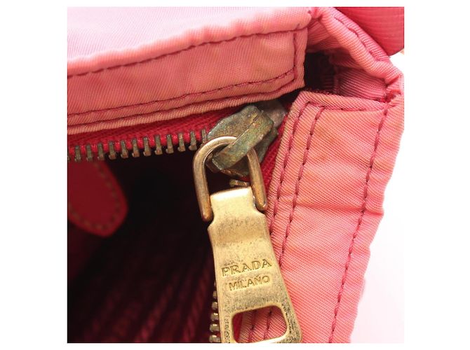 Borsa a mano in nylon rosa e pelle Saffiano Prada - vista 5