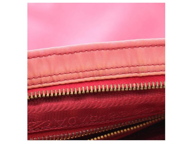 Borsa a mano in nylon rosa e pelle Saffiano Prada - vista 6