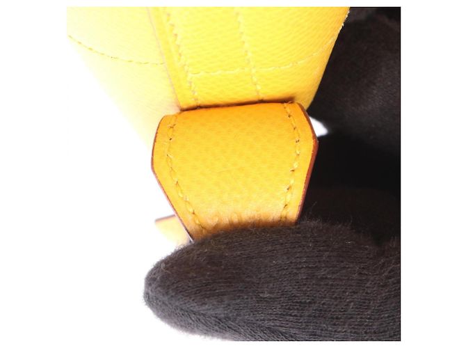 Hermès Borsa Hermes Bolide 35 in pelle Yellow Courchevel Giallo - vista 5