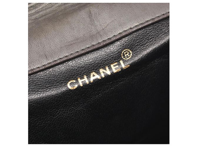 Zaino Chanel Matelassé Turnlock Chain Nero - vista 4