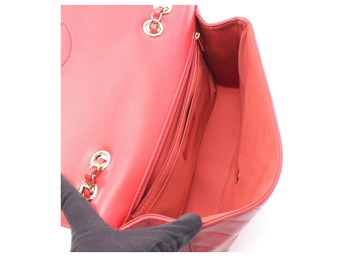 Borsa a tracolla Chanel Chevron V-Stitch Full Flap Rosso - vista 3