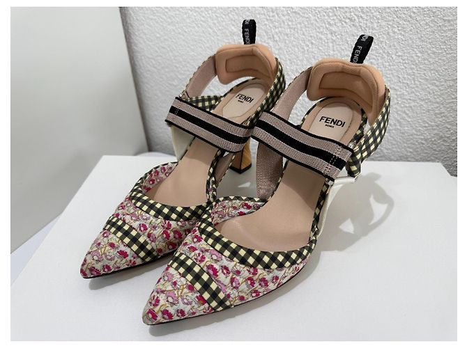 Fendi Décolleté Colibri Floral a Quadri 37 Marrone Nero Rosa Bianco Verde - vista 3