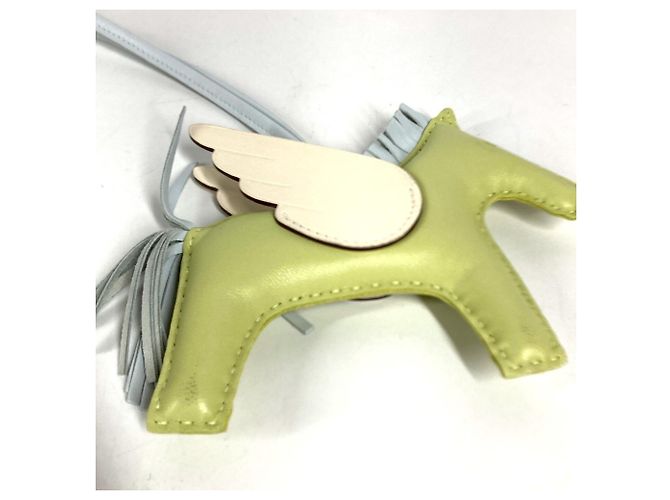 Hermès Portachiavi Cavallo Hermes Cheval Rodeo Pegasus MM Verde Crudo - vista 2