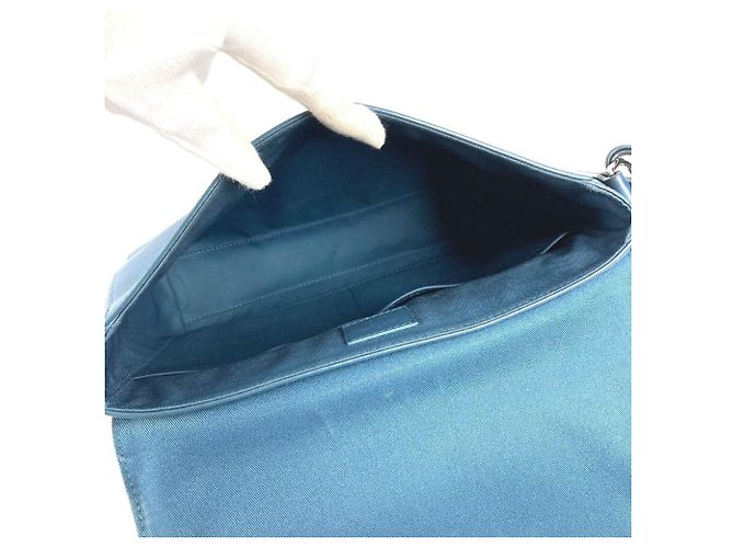Borsa a tracolla Louis Vuitton Aerogram Takeoff Blu navy - vista 12