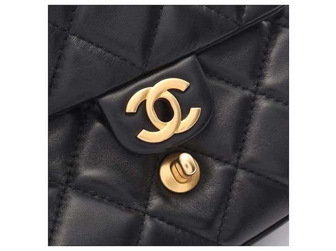 Borsa a tracolla Chanel Matelassé Small Flap Nero - vista 6