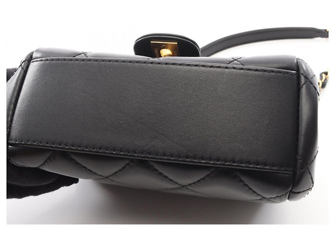 Borsa a tracolla Chanel Matelassé Small Flap Nero - vista 8