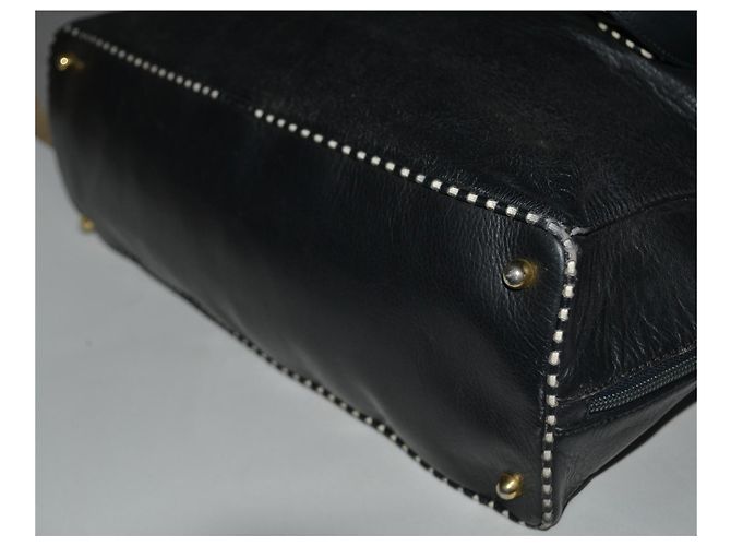 Valentino Garavani Black Leather Shoulder Bag - view 5