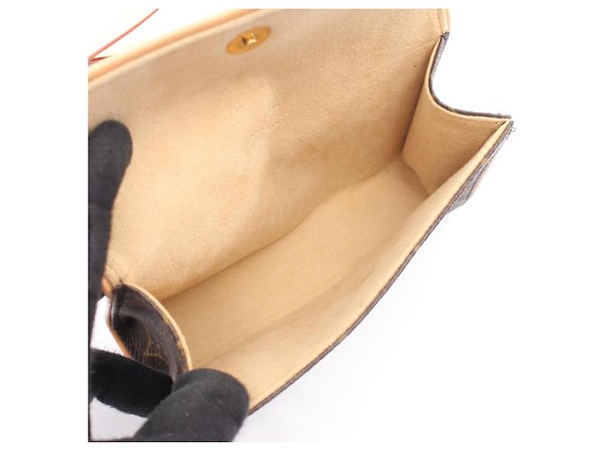 Pochette Florentine Monogram Louis Vuitton Marsupio Marrone - vista 3