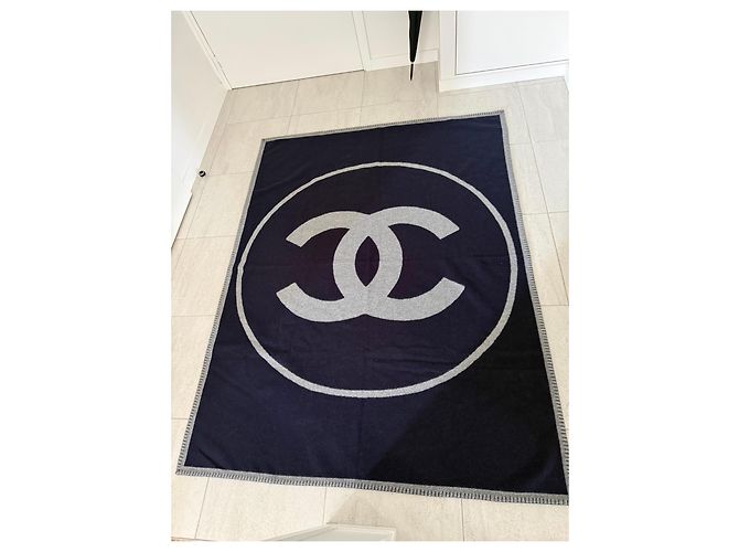 Chanel CC Logo Double-Sided Wool Blanket - Grey/Navy Dark blue - view 3