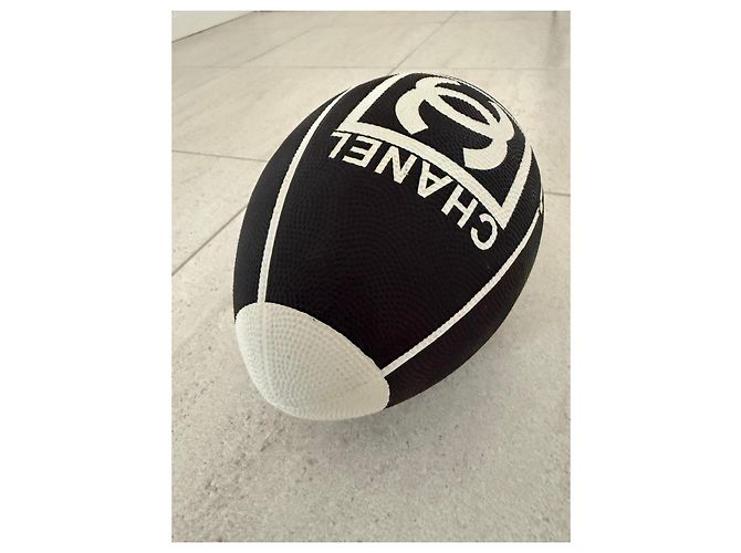 Chanel Pallone da Rugby Bianco e Nero - vista 4