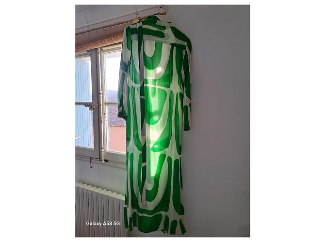 Autre Marque Kiwi Saint-Tropez Maxikleid mit abstraktem Print Weiß Grün - Ansicht 3