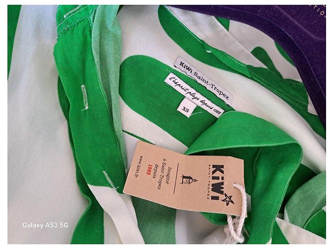 Autre Marque Kiwi Saint-Tropez Maxikleid mit abstraktem Print Weiß Grün - Ansicht 4