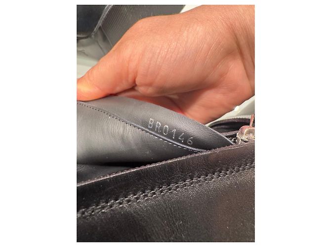 Louis Vuitton Botas Altas de Cuero Negro con Tacón - vista 7
