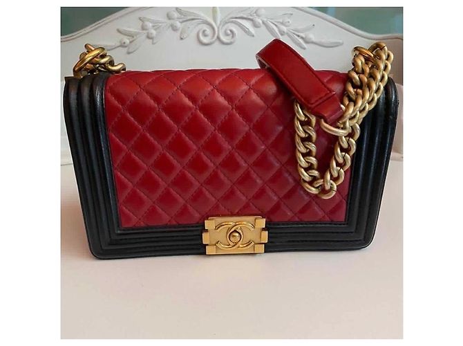 Chanel Boy Medium in agnello rosso Nero - vista 6