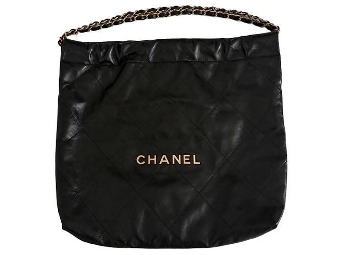 Chanel 19 Chanel 22 Borsa Shopper Medium in Agnello Nero - vista 2