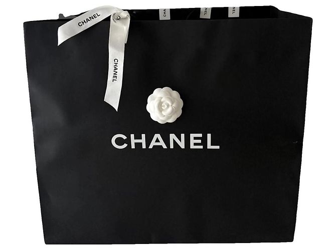 Chanel 19 Chanel 22 Borsa Shopper Medium in Agnello Nero - vista 3