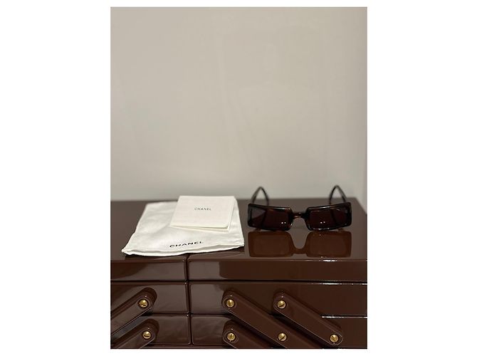 Gafas de sol Chanel Carey Castaño - vista 4