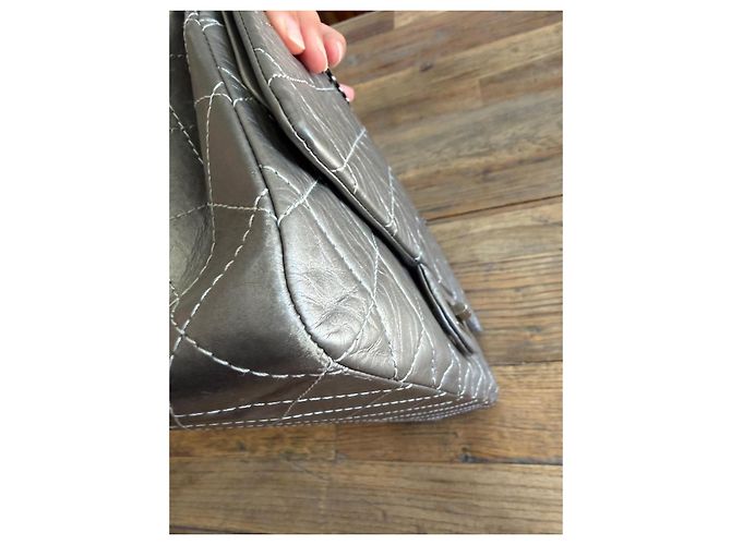 Chanel 2.55 Borsa a Patta Pelle Metallizzata Grigia Grigio - vista 10