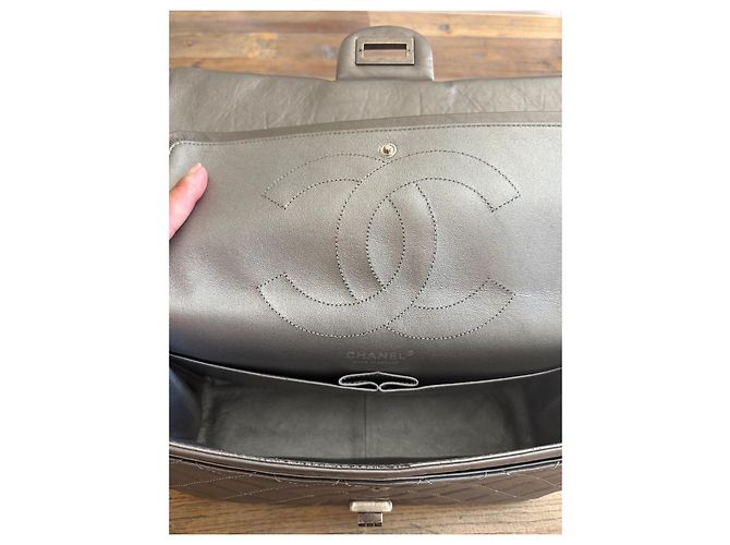 Chanel 2.55 Borsa a Patta Pelle Metallizzata Grigia Grigio - vista 7