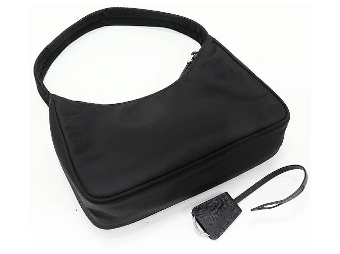 Borsa a mano in nylon e pelle di vitello Prada Re-Edition 2000 Re-Nylon Nero - vista 3