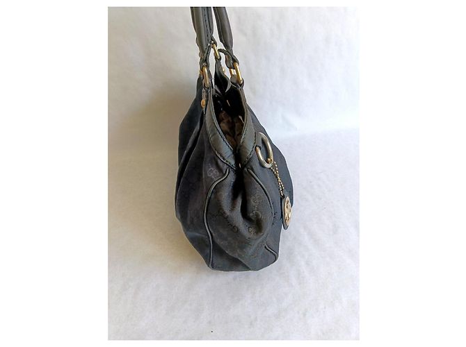 Borsa Gucci Sukey GG Supreme Canvas Nero - vista 4