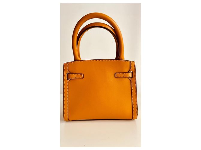 Bolso de piel Guess amarillo mostaza - vista 3