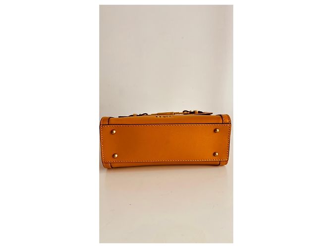 Bolso de piel Guess amarillo mostaza - vista 4