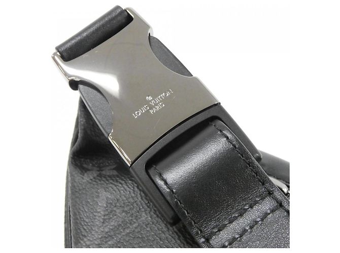Bumbag Borsa a tracolla Louis Vuitton Monogram Eclipse Discovery Nero Monogramma - vista 4