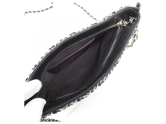 Borsa a tracolla in pelle nera Chanel AS1622 Nero - vista 4