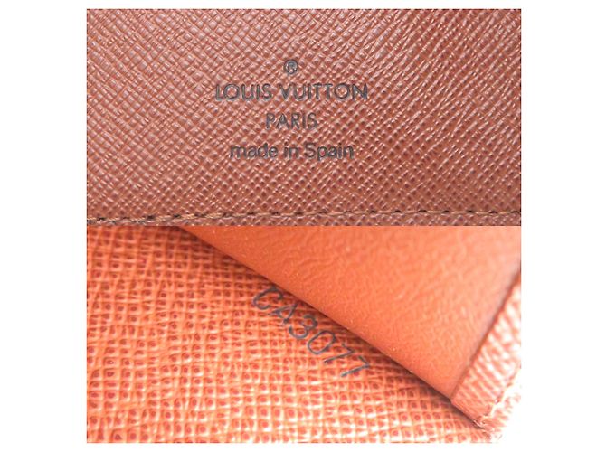 Cartera tríptico para mujer Louis Vuitton Portefeuille Koala Castaño - vista 8