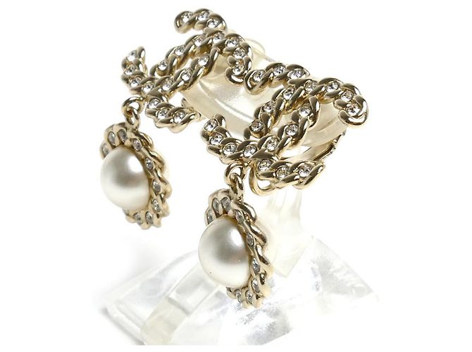 Orecchini a clip Chanel in metallo dorato e strass D'oro - vista 2