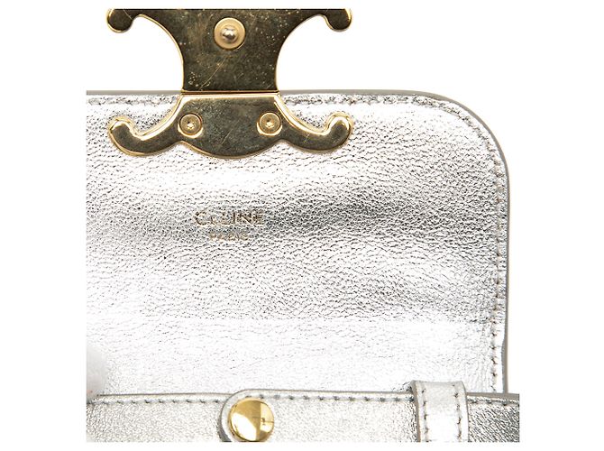Céline Celine Claude Crossbody Mini Triomphe in pelle di vitello metallizzata argento - vista 5