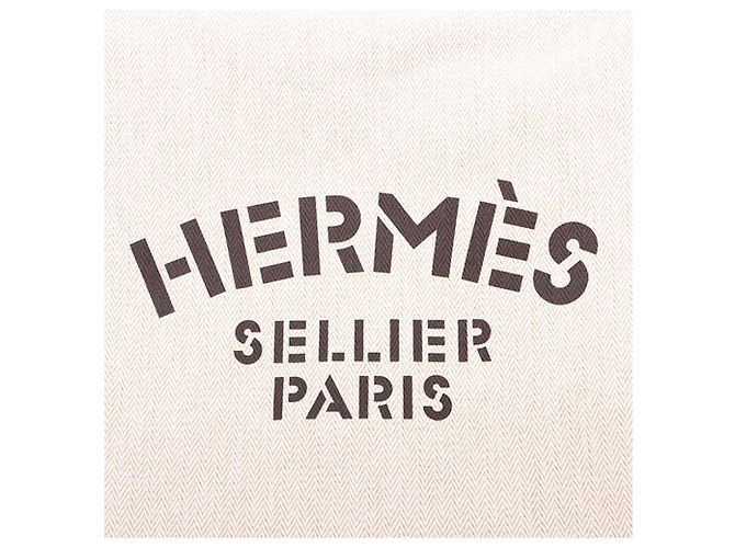 Hermès Beige Toile Aline Grooming Bag MM - vista 4