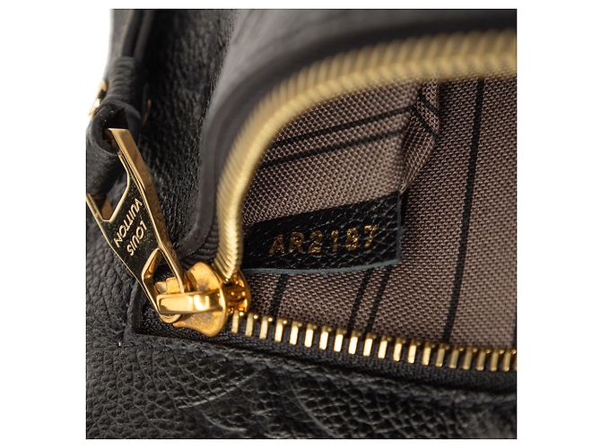 Louis Vuitton Pochette Metis Monogram Empreinte nero - vista 6