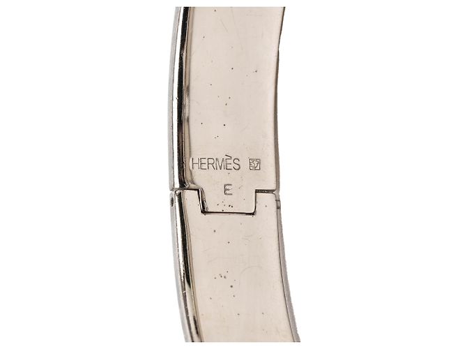 Bracciale Hermès Clic H in smalto bianco stretto PM Crudo - vista 4