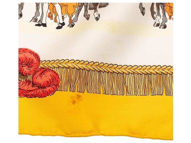 Sciarpa in seta Hermès Yellow Caparacons De La France Et De L Inde 90 Giallo - vista 8