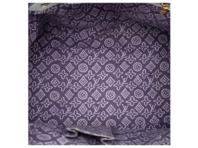 Louis Vuitton Purple Monogram Tahitienne Cabas PM Porpora - vista 4
