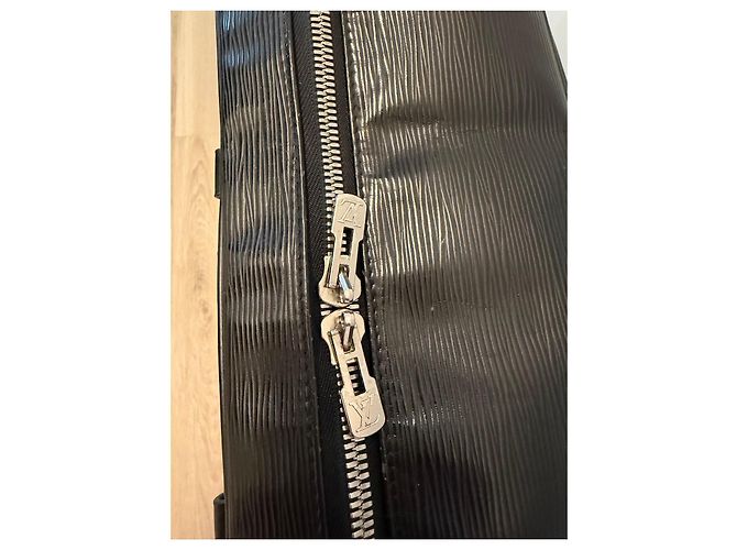 Louis Vuitton Epi Sirius 45 Reisetasche Schwarz - Ansicht 5